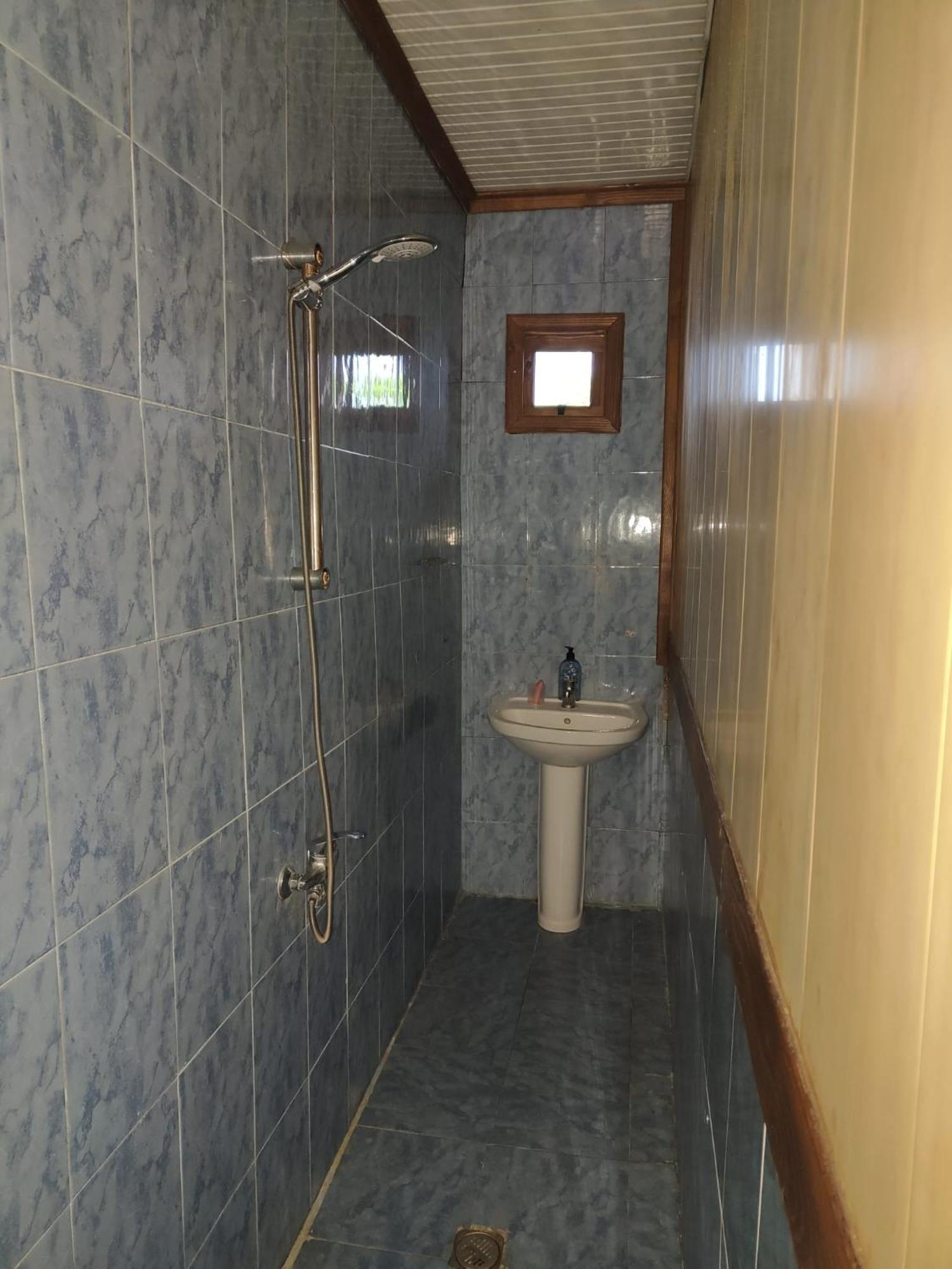 Hotel Nino And Ali Батуми Екстериор снимка