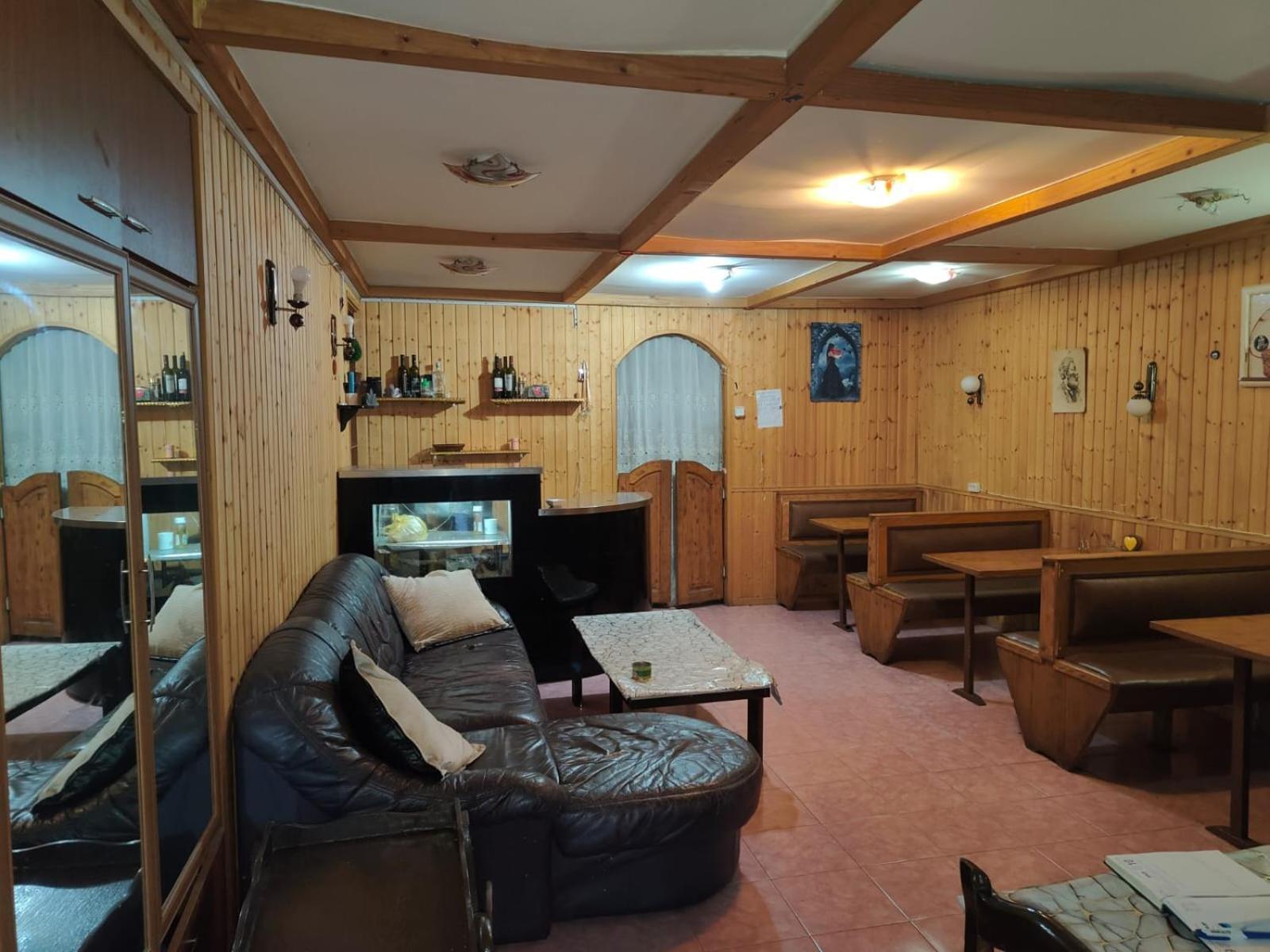 Hotel Nino And Ali Батуми Екстериор снимка